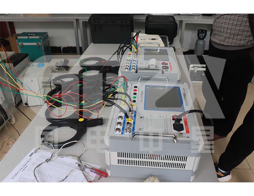 演示ZHKC-HB高壓開關(guān)綜合測(cè)試儀 演示ZHKC-HB高壓開關(guān)綜合測(cè)試儀