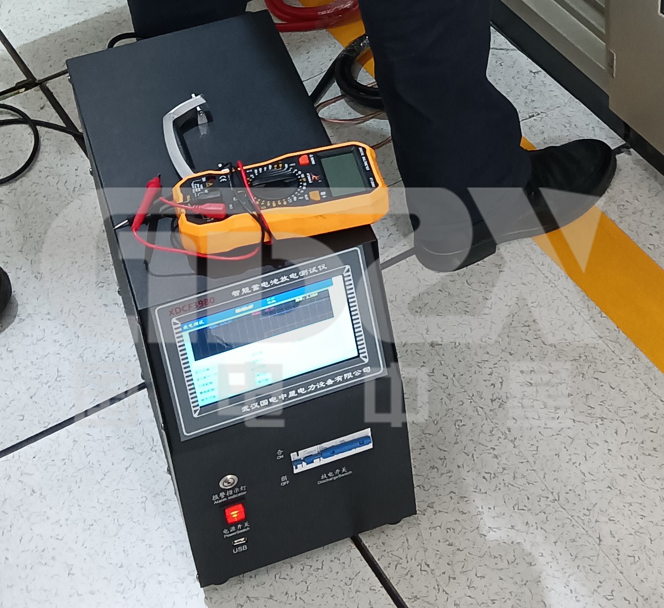 智能蓄電池放電測(cè)試儀.jpg 智能蓄電池放電測(cè)試儀.jpg