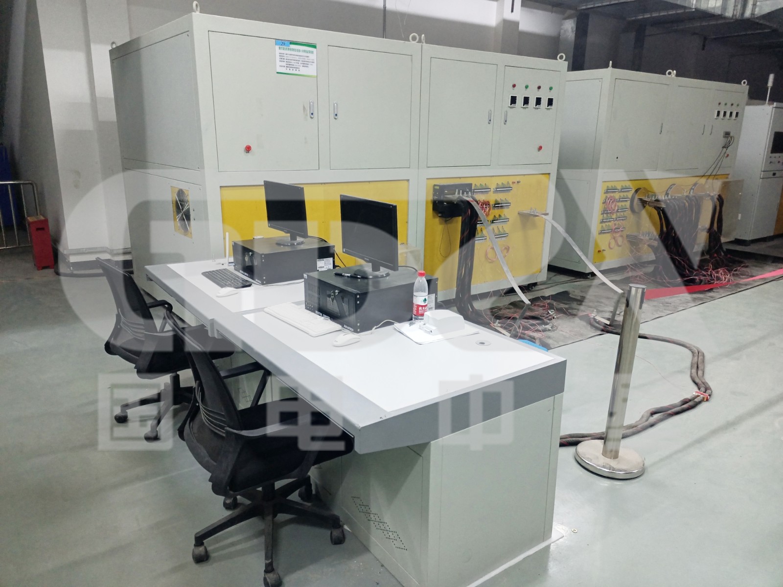 63kA溫升與保護特性試驗設備.jpg 63kA溫升與保護特性試驗設備.jpg