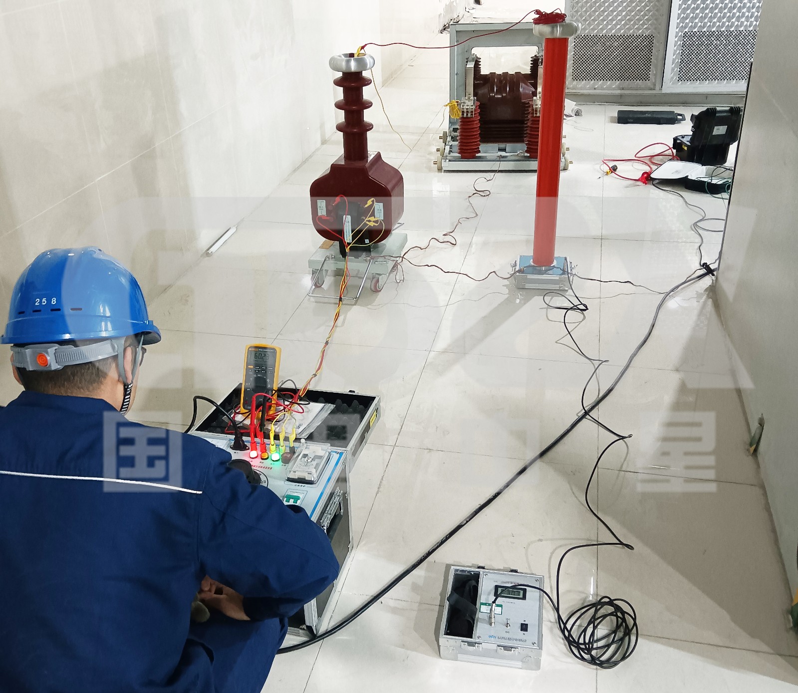 試驗(yàn)中.jpg 試驗(yàn)中.jpg